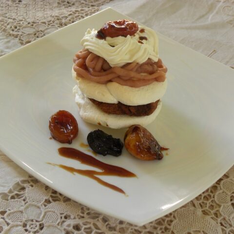 Mont blanc served with caramelized fruit image