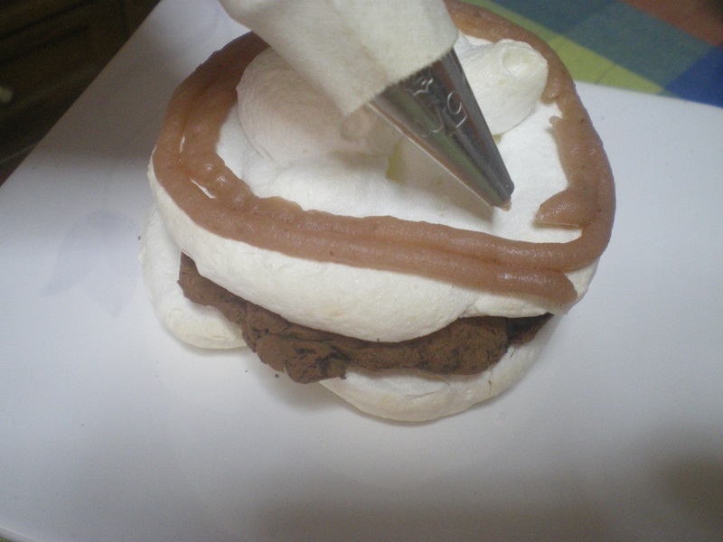 Piping the chestnut puree on Mont Blanc image