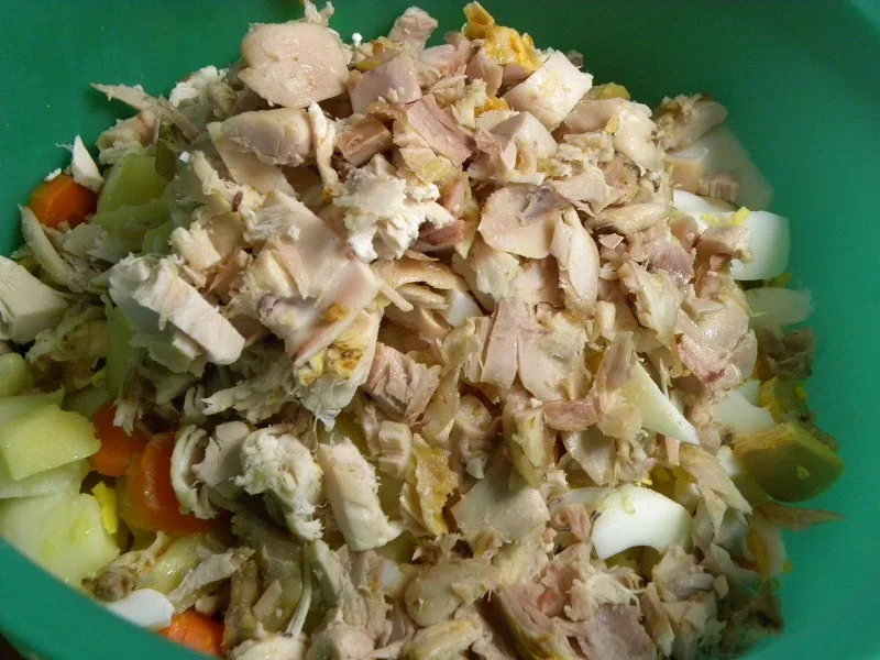 Leftover rotisserie chicken image