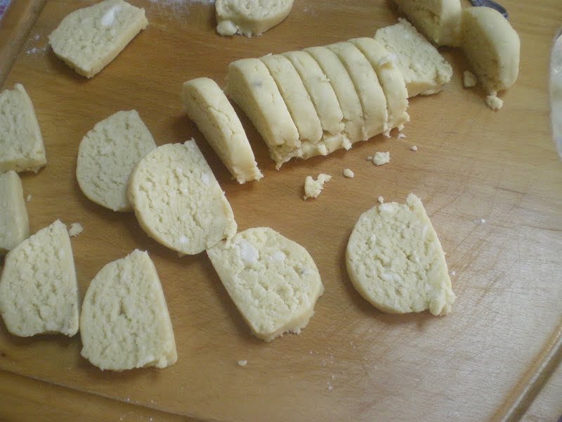 Tyrompiskota savoury cookies image