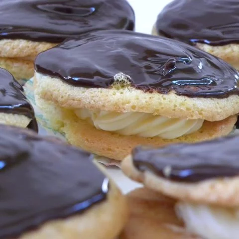 kok sponge sandwiches image