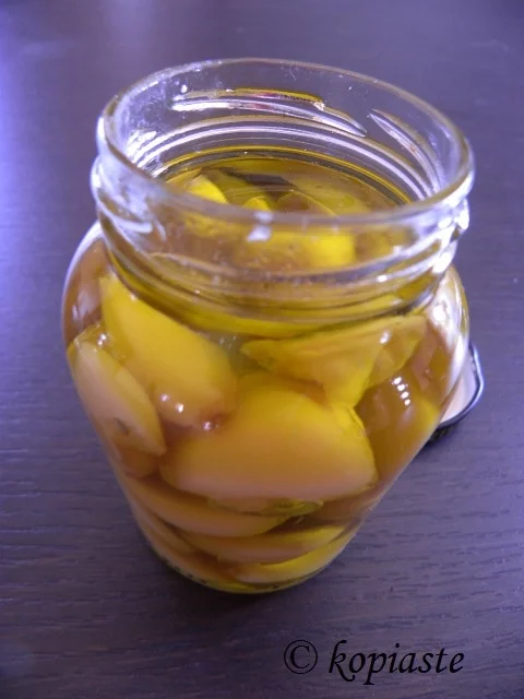 Roasted garlic image