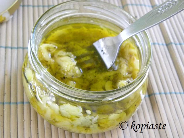 how to roast garlic image
