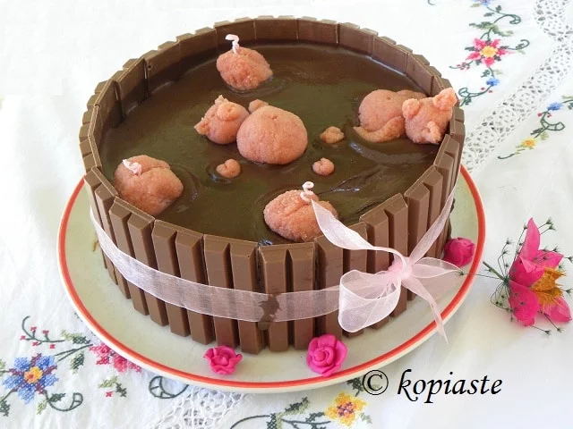 Strawberry Mud Cake image