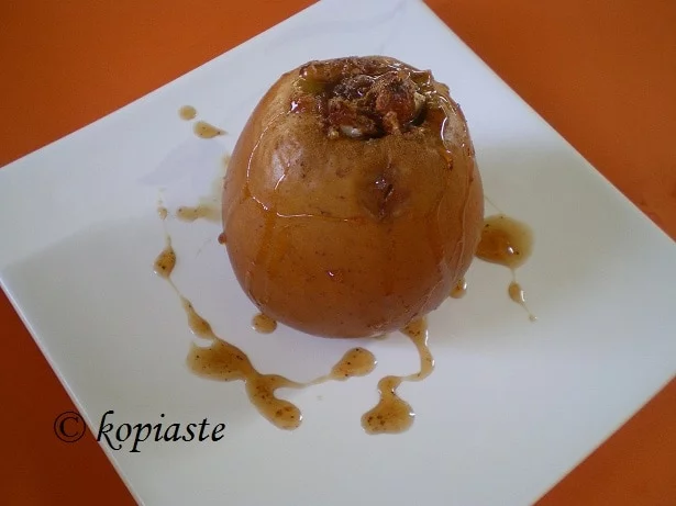 Baked apples