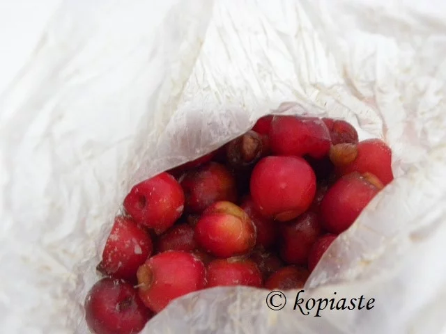 Frozen cherriesf