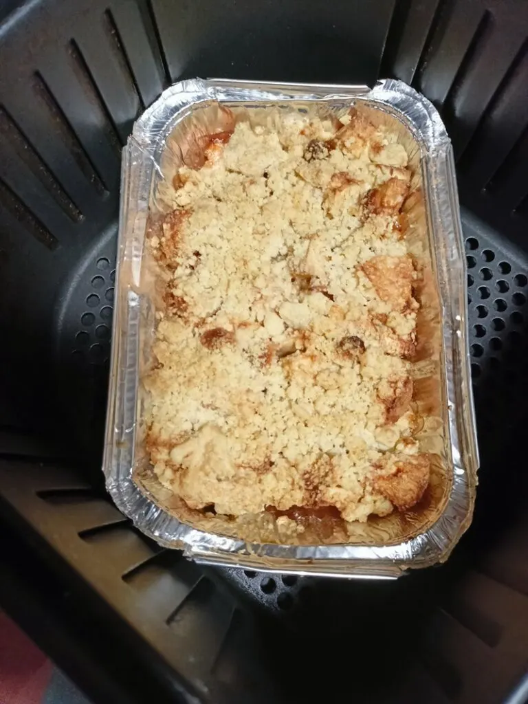 Crumble baked in the air fryer image