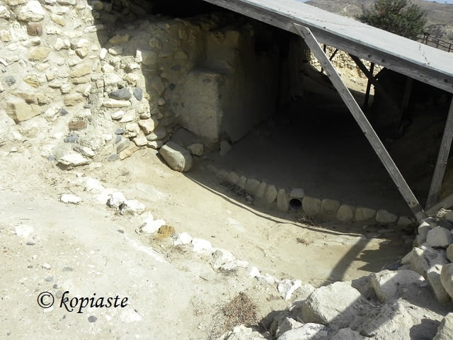 Choirokoitia ruins2