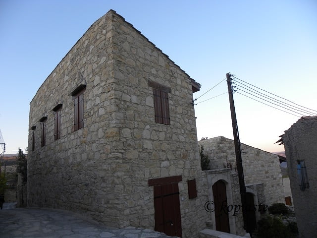 Traditional House in Lophou