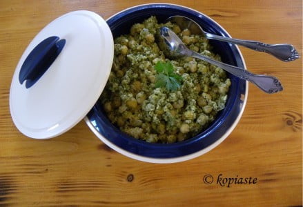 Chickpea salad with Bulgur