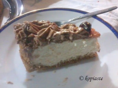 cheesecake cut