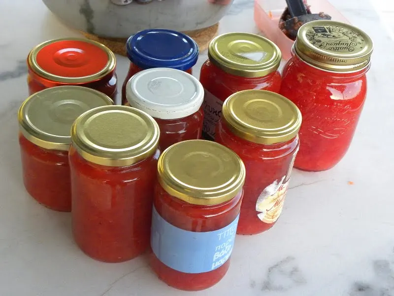 Quince in jars image
