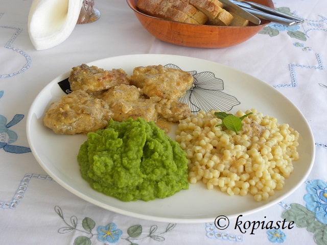chicken couscous and peas