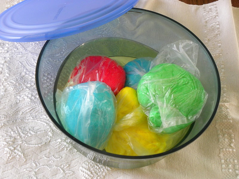 How to store sugar paste image