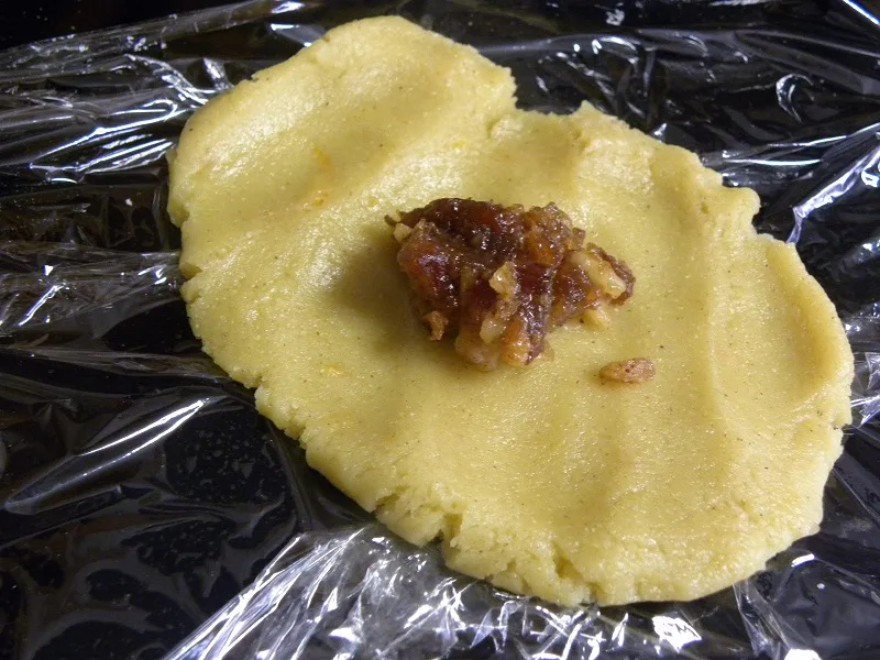 melomakarona filling image