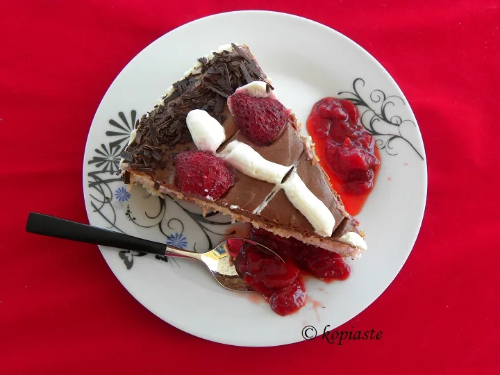 Strawberry Chocolate Cake