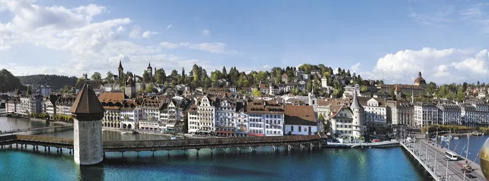 1000x370_stadt_luzern_vom_dach