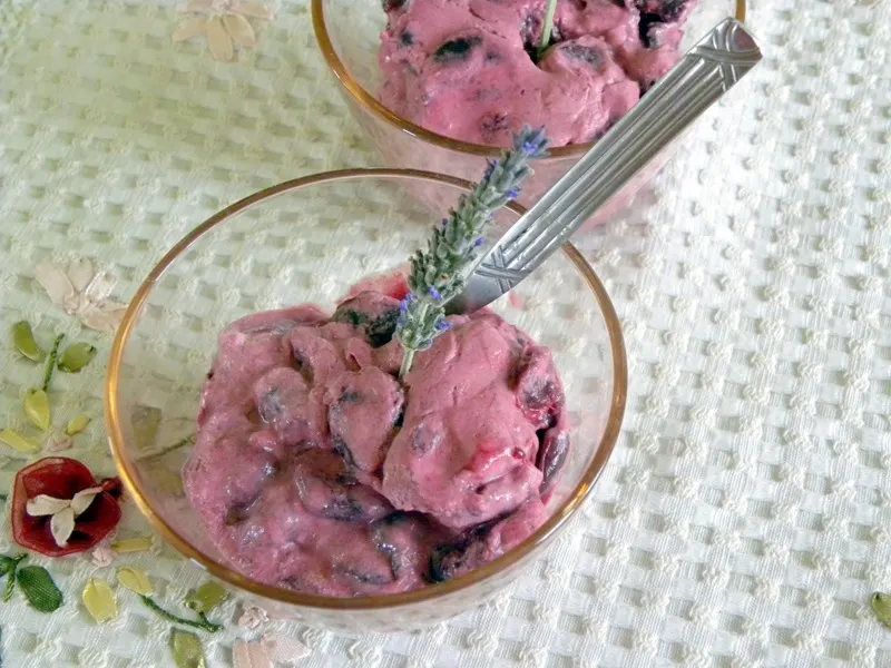 Ice pops cream in a bowl image