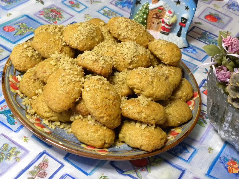 Stuffed Melomakarona image