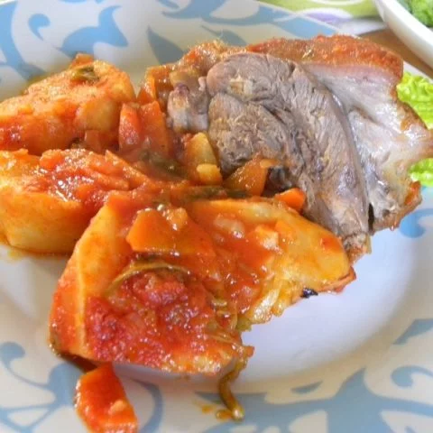 Pork Shank Kotsi me Selinoriza image