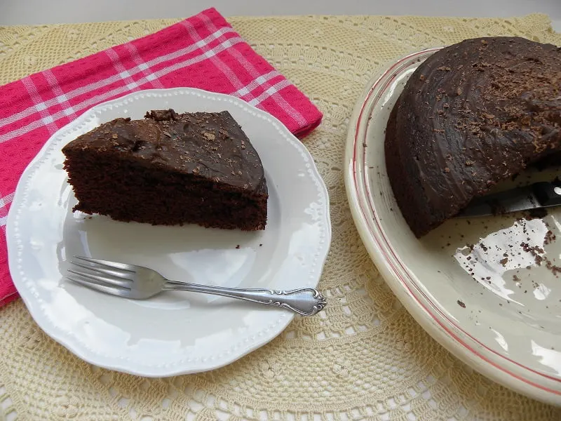 cappuccino glazed chocolate cake picture