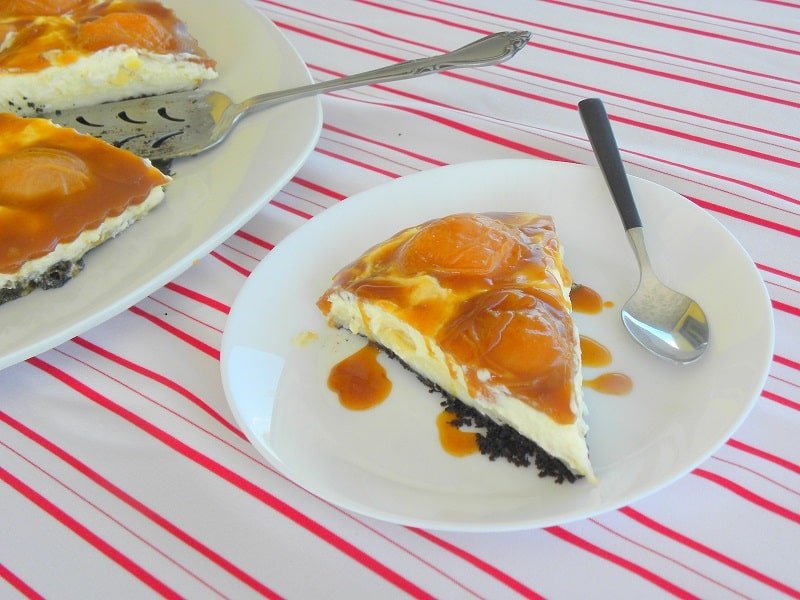 Apricot Salted Caramel Oreo Tart