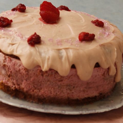 Strawberry cake image