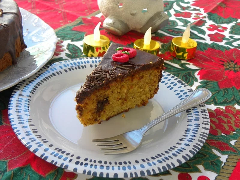 Almond raspberry coffee cake cut image