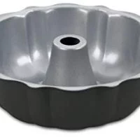 Cuisinart AMB-95FCP Chef's Classic Nonstick Bakeware 9-1/2-Inch Fluted Cake Pan