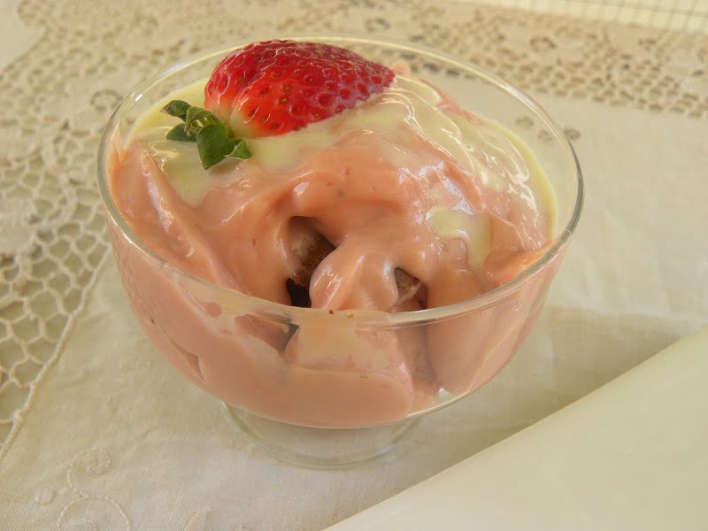 Bavarian cream with white chocolate ganache image