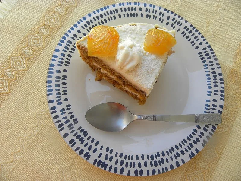 Vegan Carrot and Banana Cake cut image