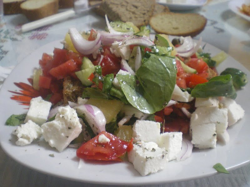 Dakos salad with Pineapple image