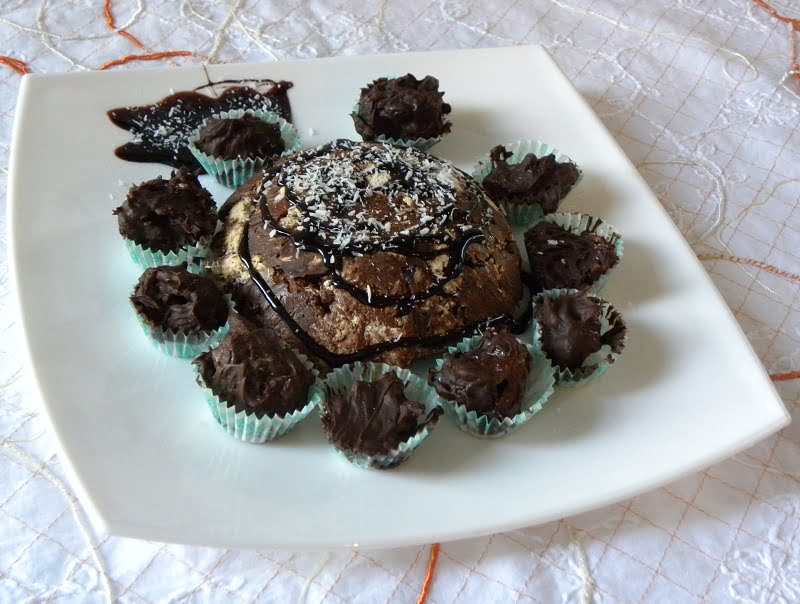 Whole halvas dessert and individual ones image
