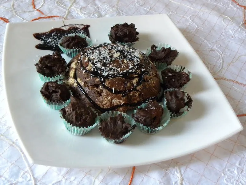 Whole halvas dessert and individual ones image