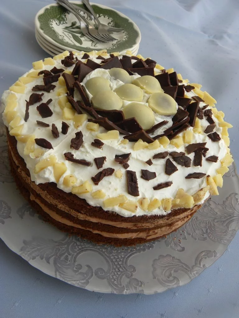 Cuckoos' chocolate cake picture