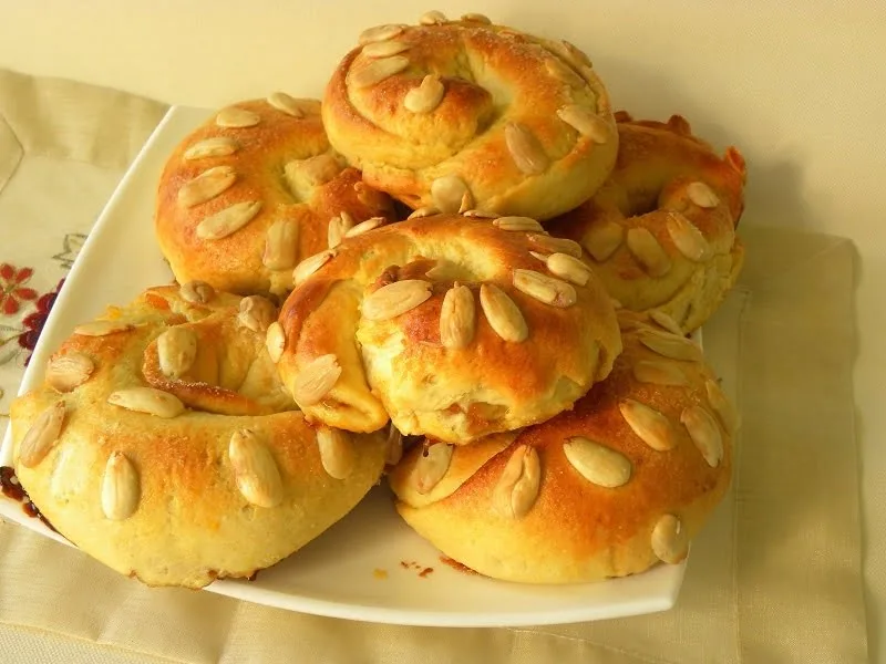Easter cookies with almonds image