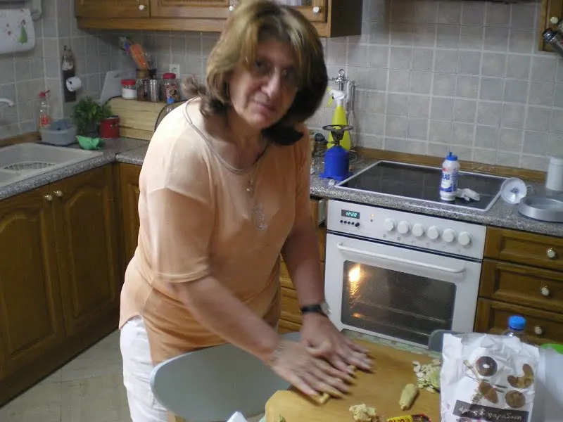 Ivy making pasta flora image