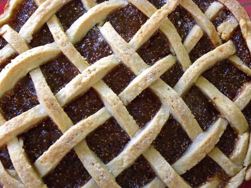 Pasta frolla with fig Jam closeup image