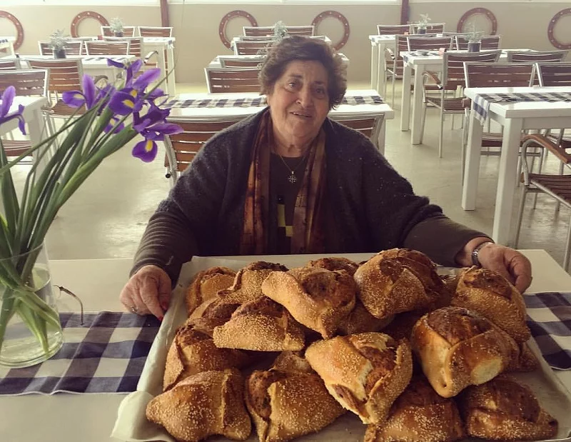 Zoe my sister with her flaounes image