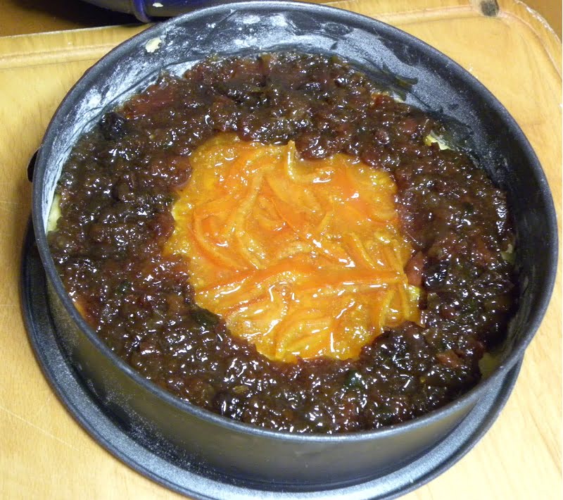 pasta frolla with various preserves and jam image