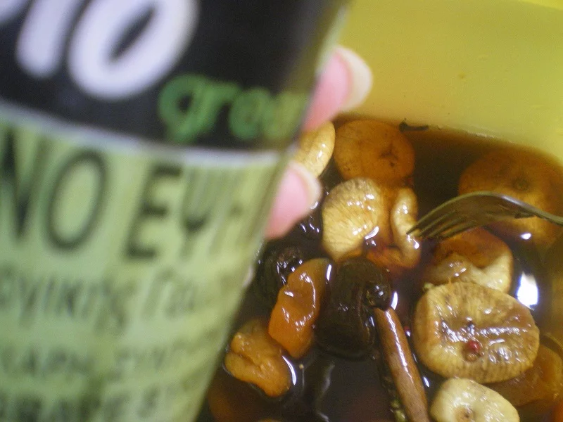 Epsima and dried fruit image