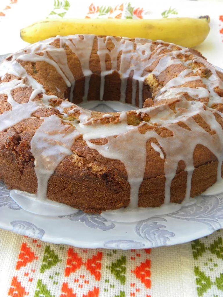Banana cake with a banana picture
