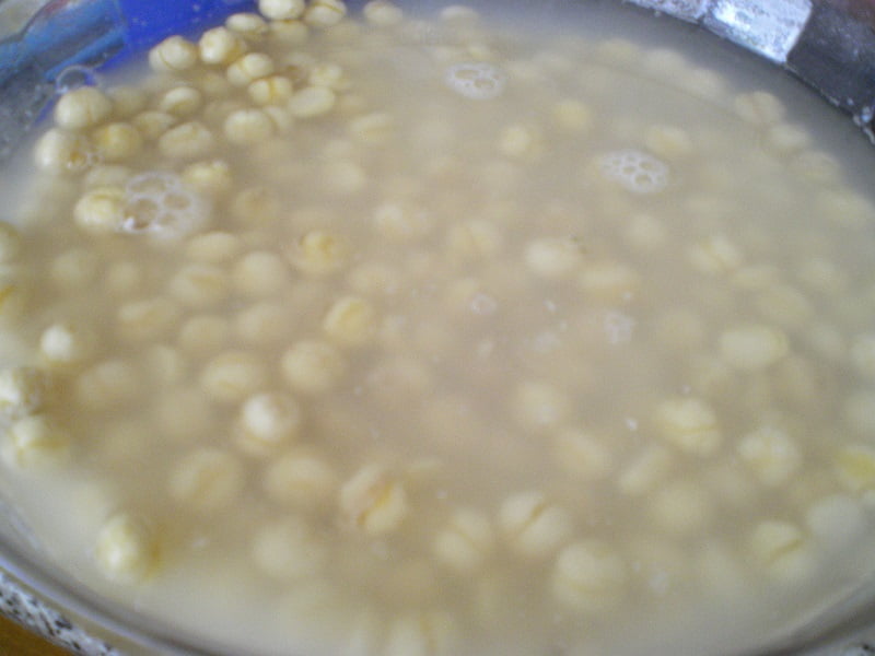 Soaking beans overnight image