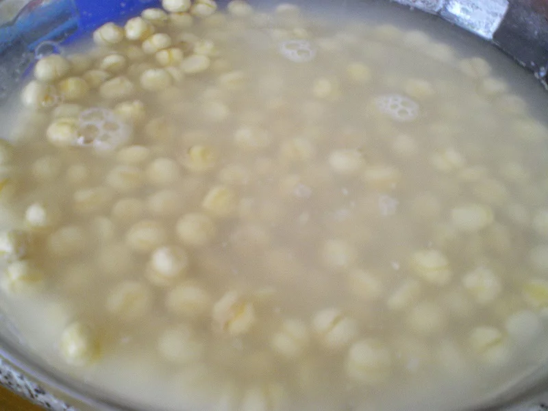 Soaking beans overnight image