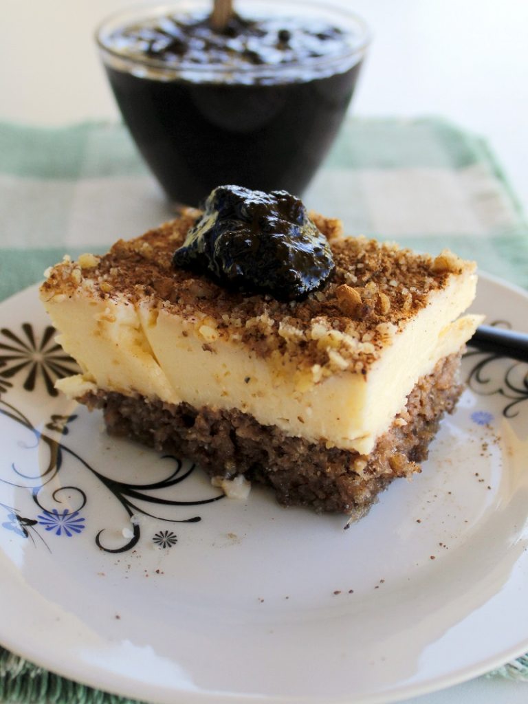 Spatula Kalambakas served with walnut jam image