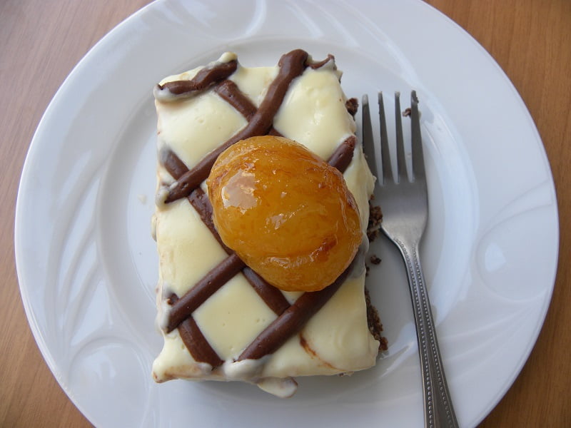 Nanaimo bars served with chestnut preserve image