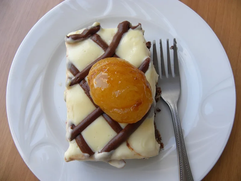 Nanaimo bars served with chestnut preserve image