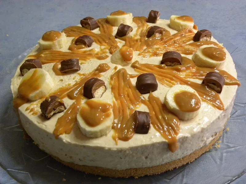 Twix Banoffee cheesecake with caramelize bananas image