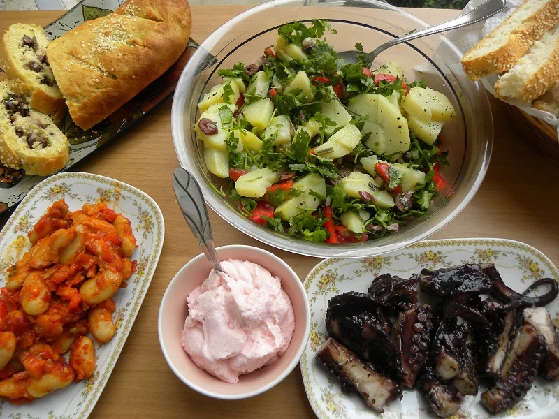 Lenten recipes for Kathara Deftera imag