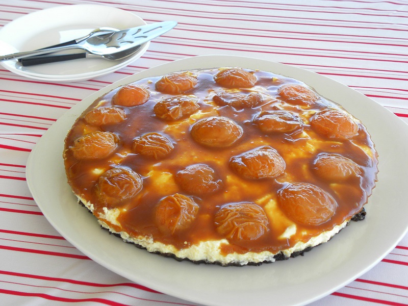 Apricot Salted Caramel Oreo Tart image